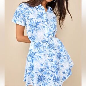 Lulus Blue and White Dress size S